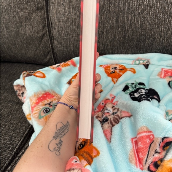 The Witcher: The Last Wish Book by Andrzej Sapkowski - Red Cover - Picture 3 of 4